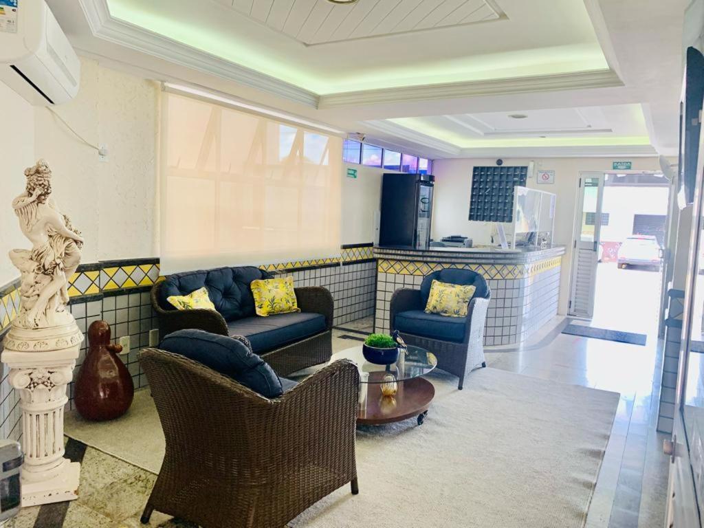 Hotel Buriti Stop (Adults Only) 戈亚尼亚 外观 照片