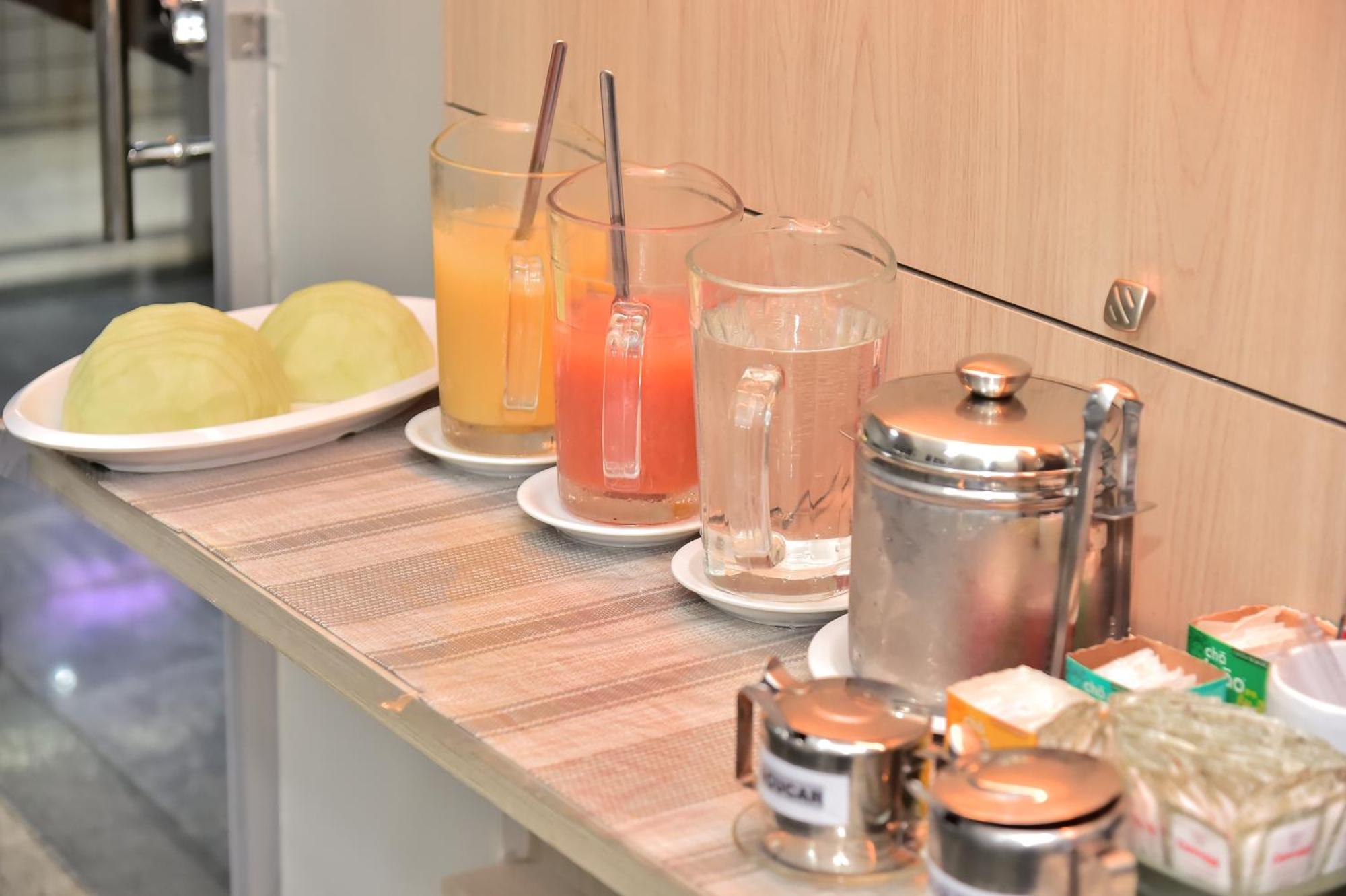 Hotel Buriti Stop (Adults Only) 戈亚尼亚 外观 照片