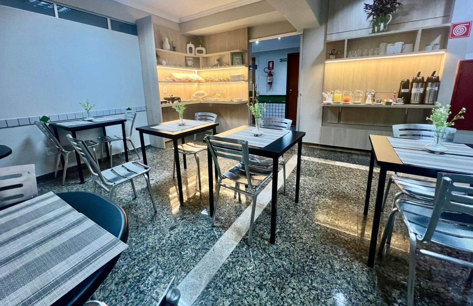 Hotel Buriti Stop (Adults Only) 戈亚尼亚 外观 照片